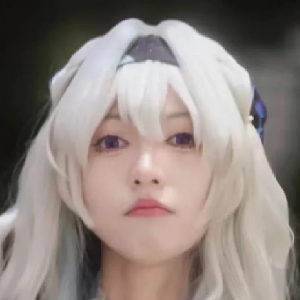 天才美少女李滇滇